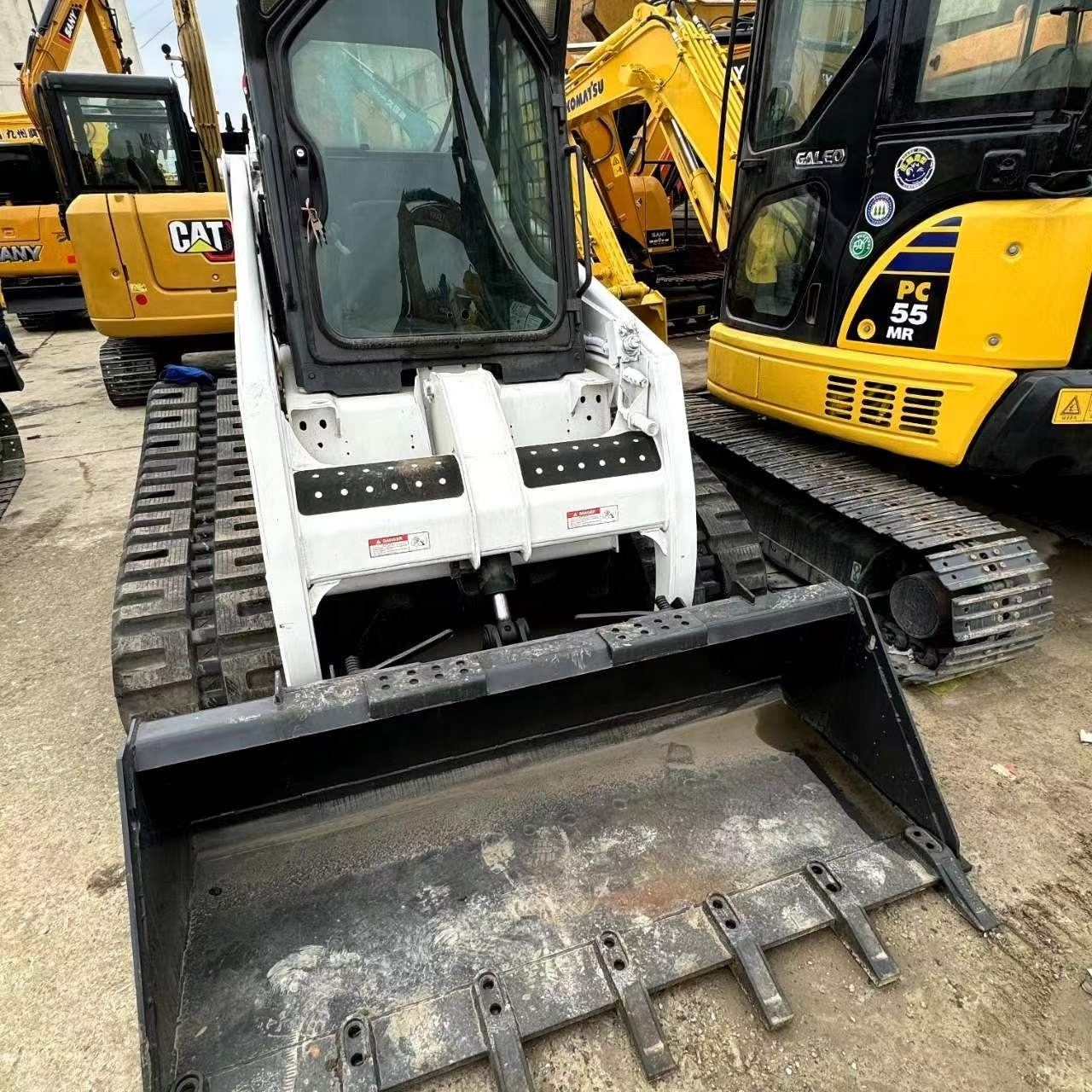 Cheap Bobcat T450  Skid Steer Loader Diesel Power Crawler Original Paint  Used Loader