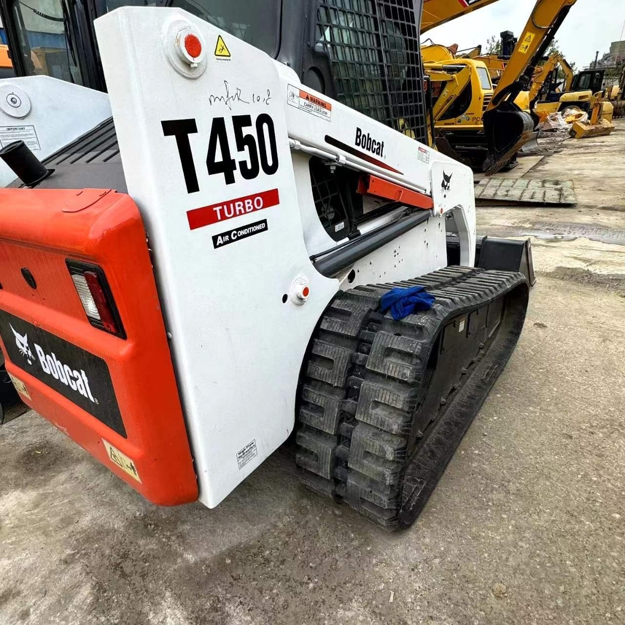 Cheap Bobcat T450  Skid Steer Loader Diesel Power Crawler Original Paint  Used Loader