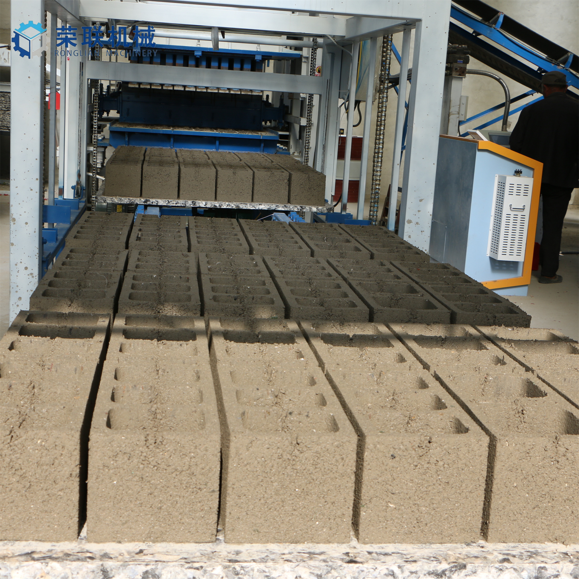 GMT composite pallet of bricks price at cashbuild wood pallet block making machine paving bricks pallet price