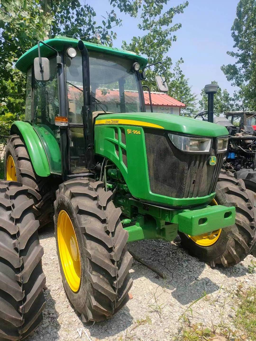 New Style  agricultural farming machine second hand tractors  5E-954  tire farm boat tractor for rice field cultivation