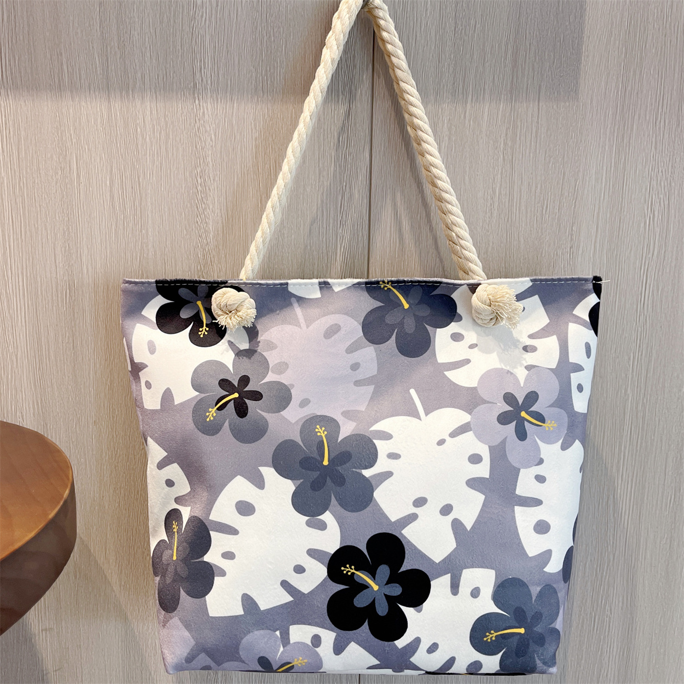 Wholesale custom Tropical Floral two-sided Printed Beach Bags Ladies Tote Bag Casual Women's Shoulder Bag Canvas Handbags