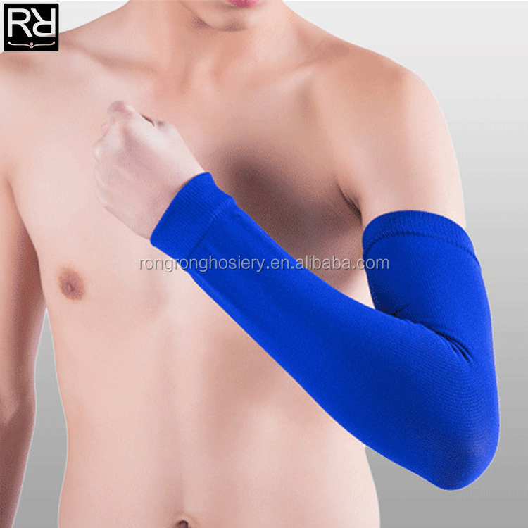 Everyday use durable colored cycling compression arm cooling sleeves