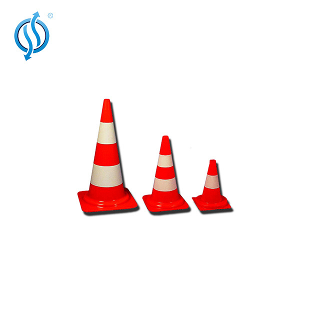 Customized orange/green reflective flexible road cones with   reflective collar