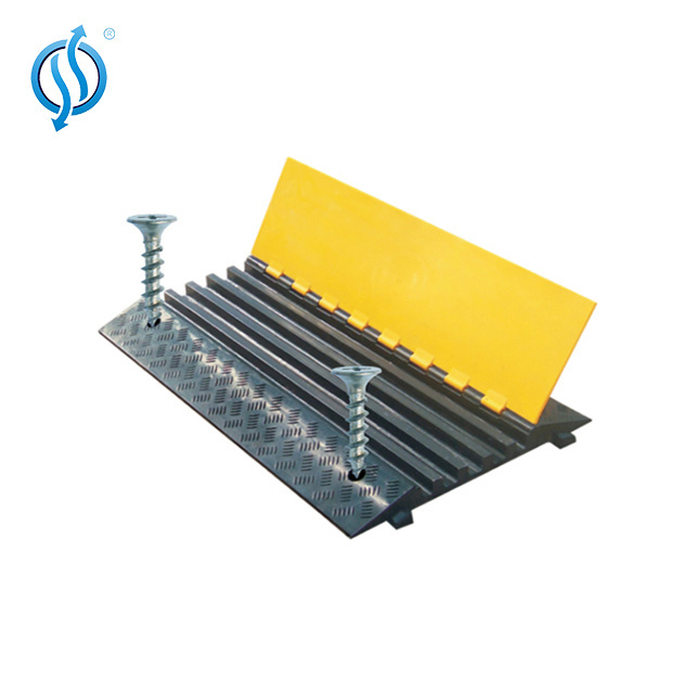 5 Channel PU Plastic Cable Ramp Protector  with angled connectors