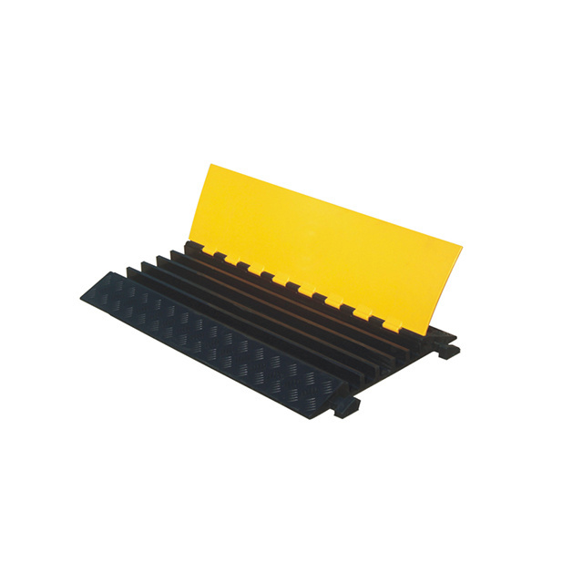 5 Channel PU Plastic Cable Ramp Protector  with angled connectors