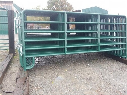 Top Selling Galvanized Metal Farm Fence Gate Wire Mesh Galvanized Farm Gates