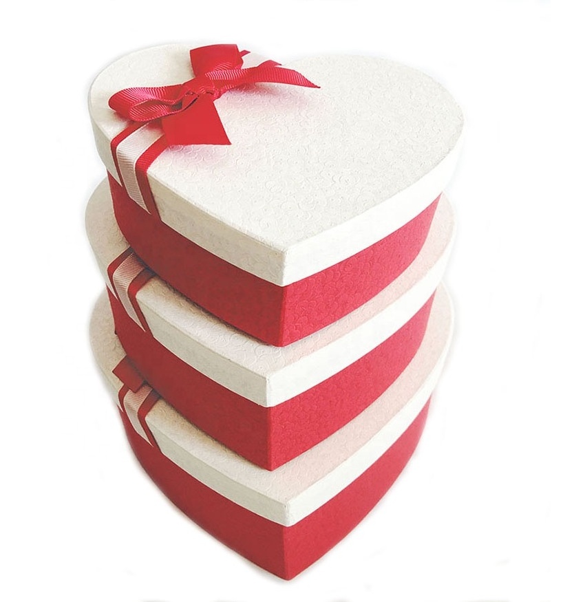 Custom Valentine's Day heart shape chocolate cardboard packaging boxes set with bow gift paper box