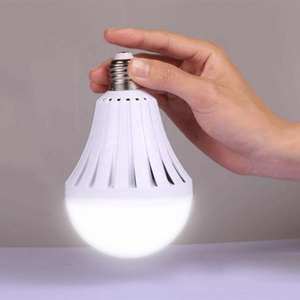 Magic Rechargeable White Lamp Bulb 4 Hours AC/DC LED Emergency bulb Light 5w 7w 9w 15w Led light bulb with intelligent control