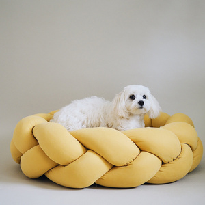 Luxury Sofa Kennel Removable Cozy Round Sponge Dog Bed Yellow Dog Bed