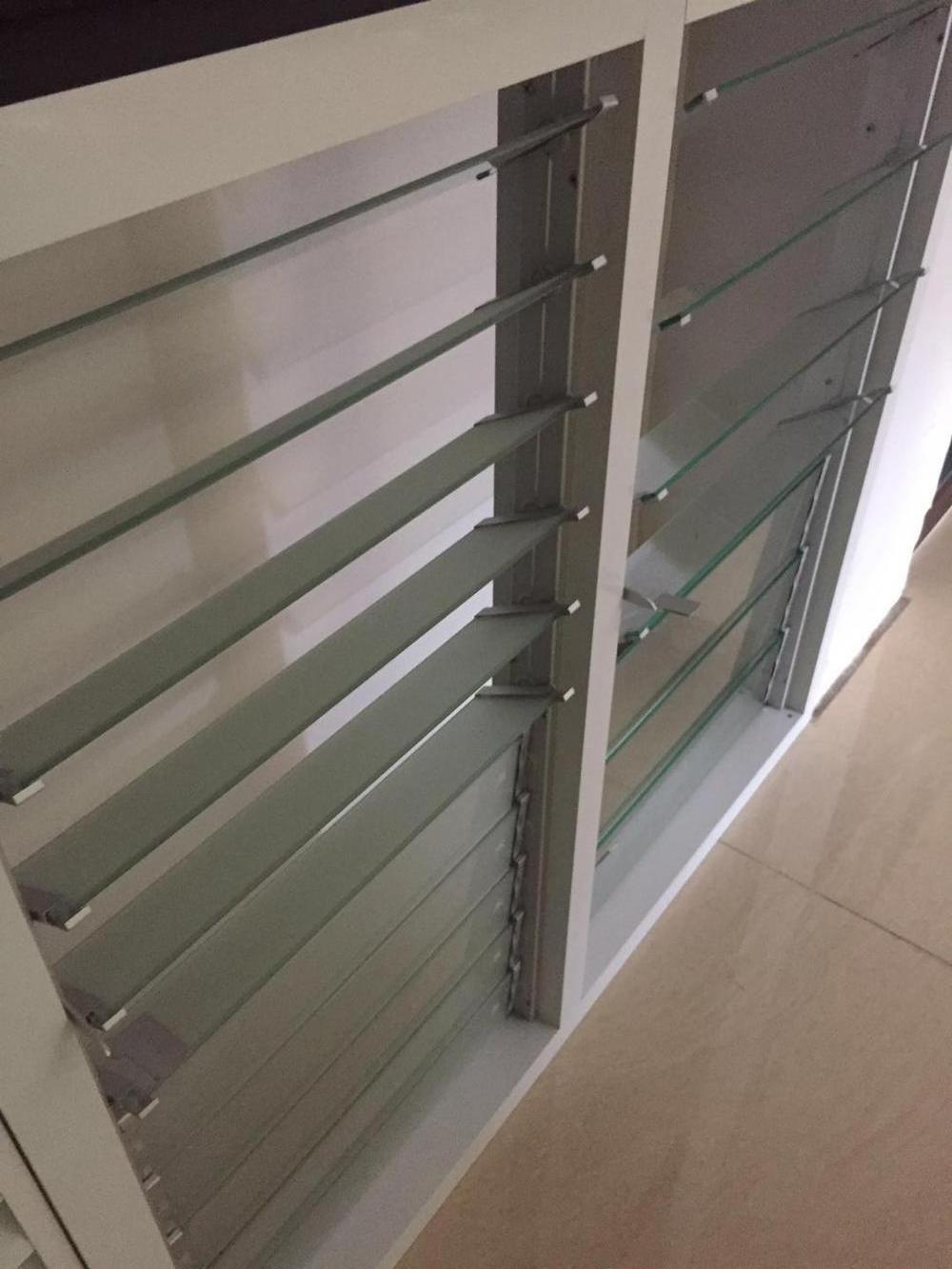 Aluminium glass louver windows with adjustable glass blades