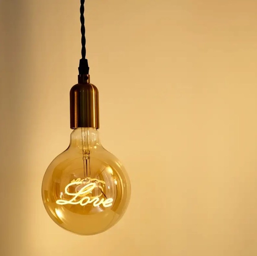 Table Lamp Love Amber Letter Filament Light Gift Bulb G125 LED Filament Bulb