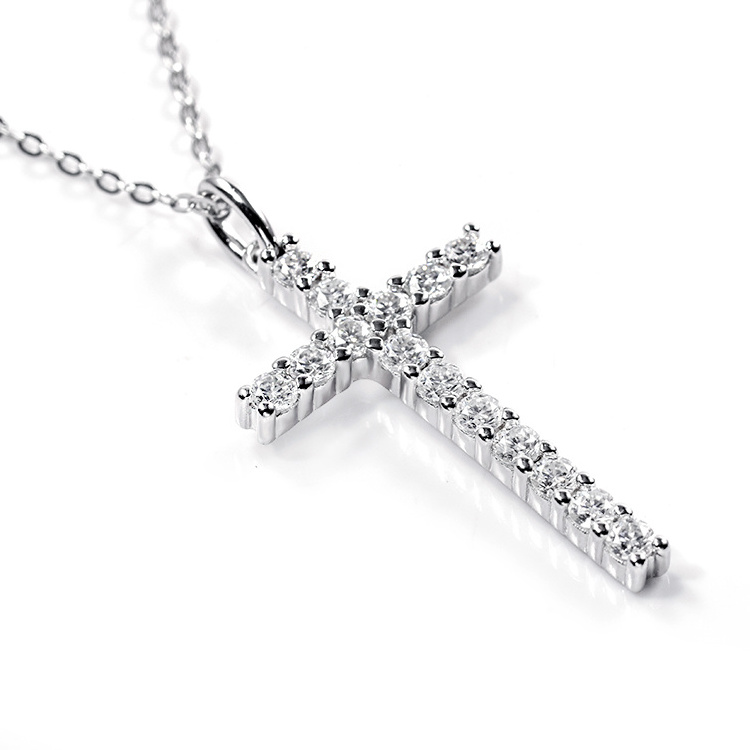 Fashion Jewelry 925 Sterling Silver Custom Gemstone Diamond Cross Pendant Necklace VVS Moissanite Pendant