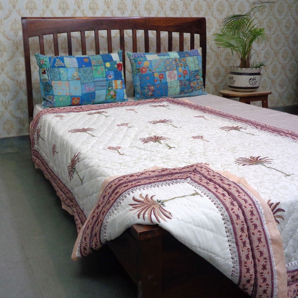 Hot Selling Indian Palm Tree Pink Hand Block Printed Soft Cotton Winter Twin Size Quilt For Sale