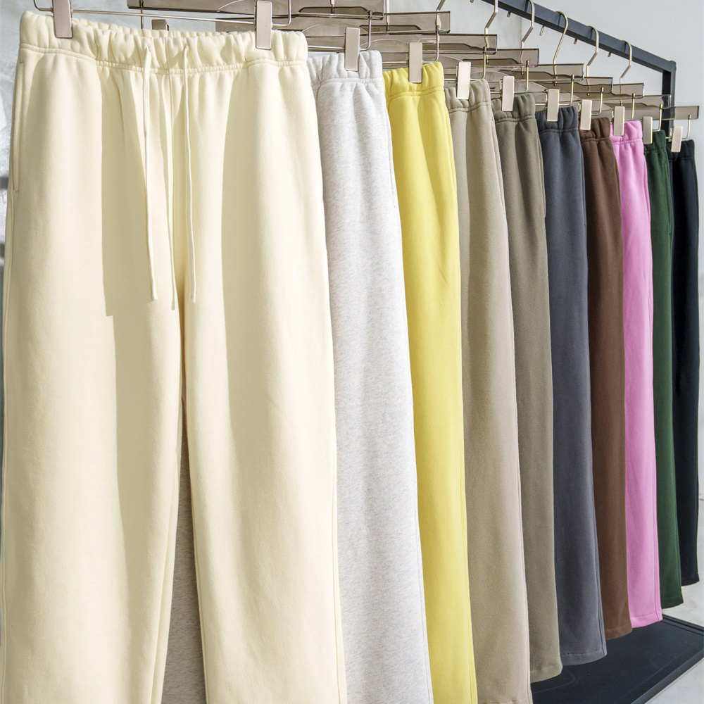 OEM Wholesale Custom Hot Sales Heavyweight Fleece 3D Puff Print Flared Pants Men Loose Flared Sweatpants