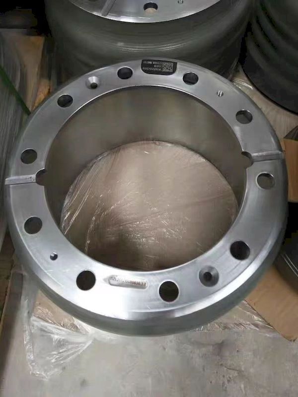 Original SINOTRUK HOWO A7 T7H Ac16 SHACMAN FAW DONGFENG FOTON CAMC BEIBENZ Spare Parts Rear Brake Drum WG9231343006