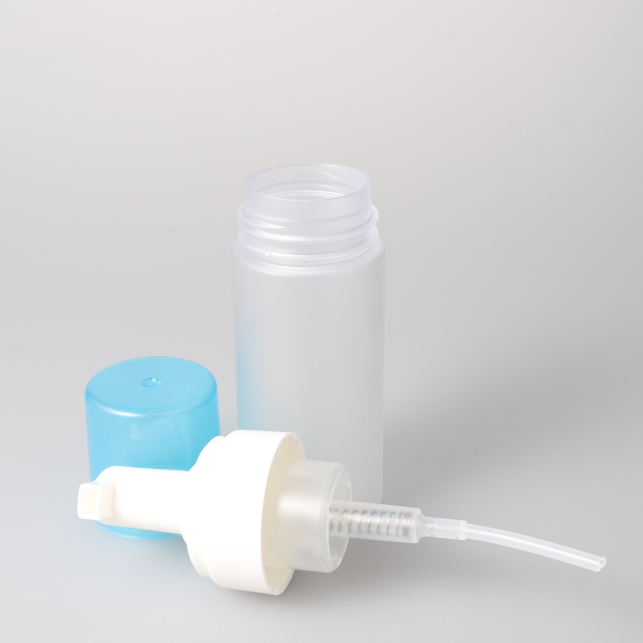 In stock 100ml PET plastic white/Transparent/color foam pump bottle foamer