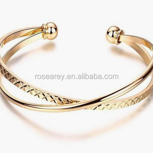 Saudi Gold Jewelry Stainless Steel Interlocked Crossover Engraved Cuff Bracelet Bangles For Women