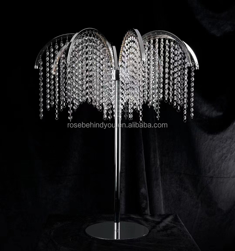 2023 New umbrella shape gold silver crystal flower stand wedding table centerpiece