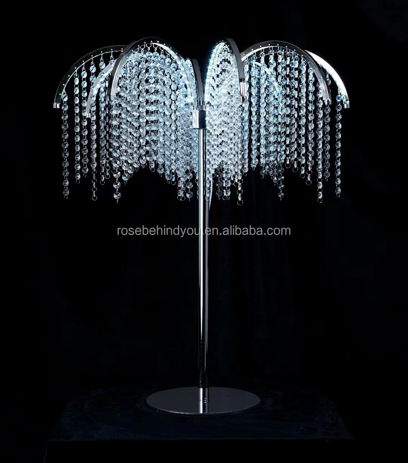 2023 New umbrella shape gold silver crystal flower stand wedding table centerpiece