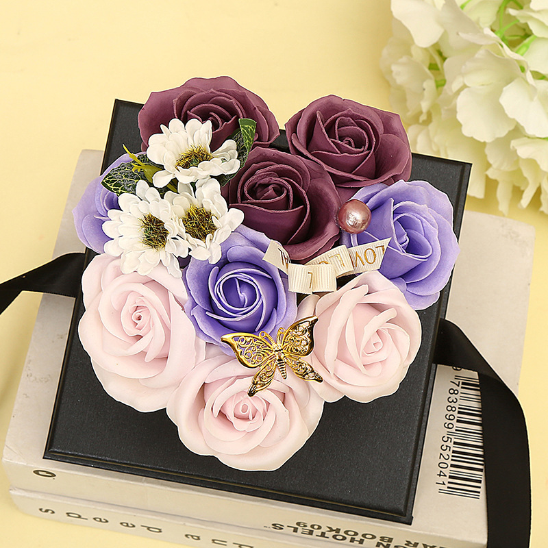 PVC Transparent 9pcs 3 Color Soap Rose Flower Butterfly And Carnation Gift Box For Valentine's Day Teacher's Day Mother's Day