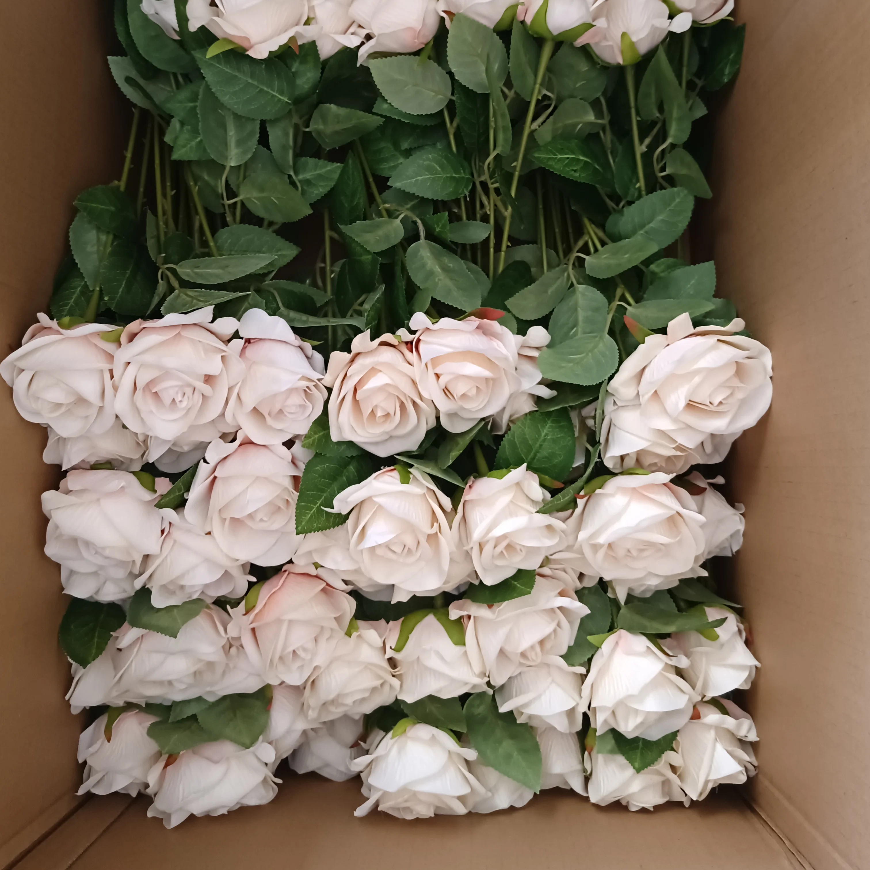 Hot Selling White Silk Large Rose Flores Artificial Flower Floral Bulk Velvet Roses For Wedding Bohemian Home Decor