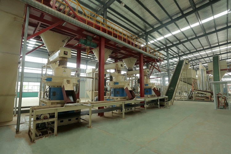 sawdust & wood chips pallet production line, forest waste pelleting machinery plant