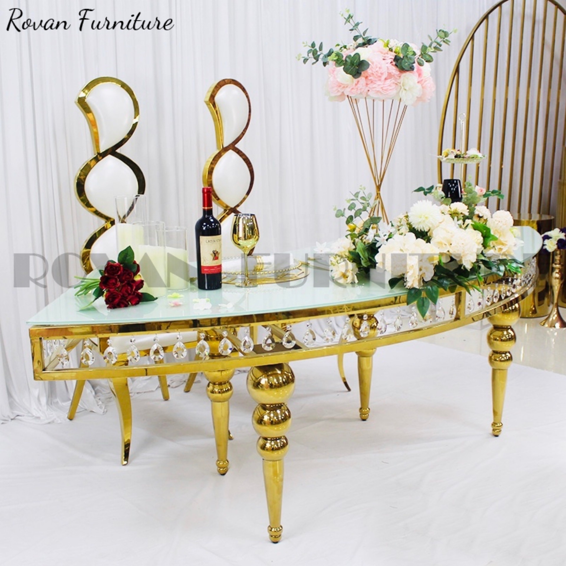 Serpentine Table Gold Glass Stainless Steel with Crystal Latest Style Luxury for Wedding Used Dining Table Dining Room Furniture