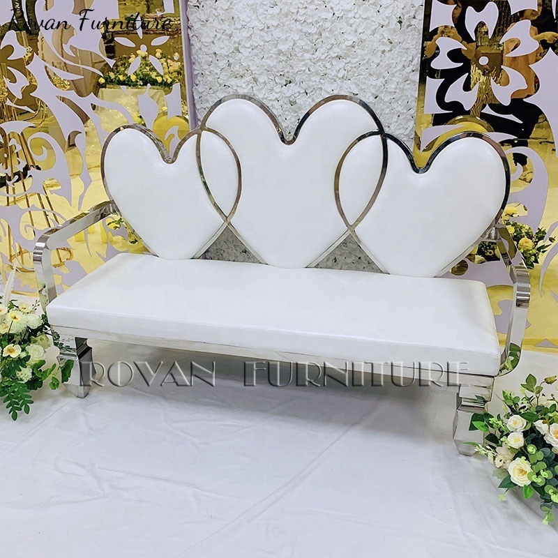 Competitive prices new design with heart shape 2-seater wedding sofa  for wedding used