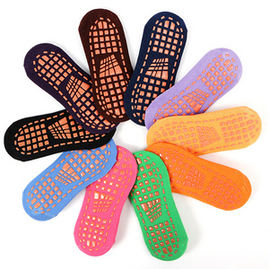 Wholesale Children Adults Custom Trampoline Park Anti Slip Socks Trampoline Grip Socks for Kids