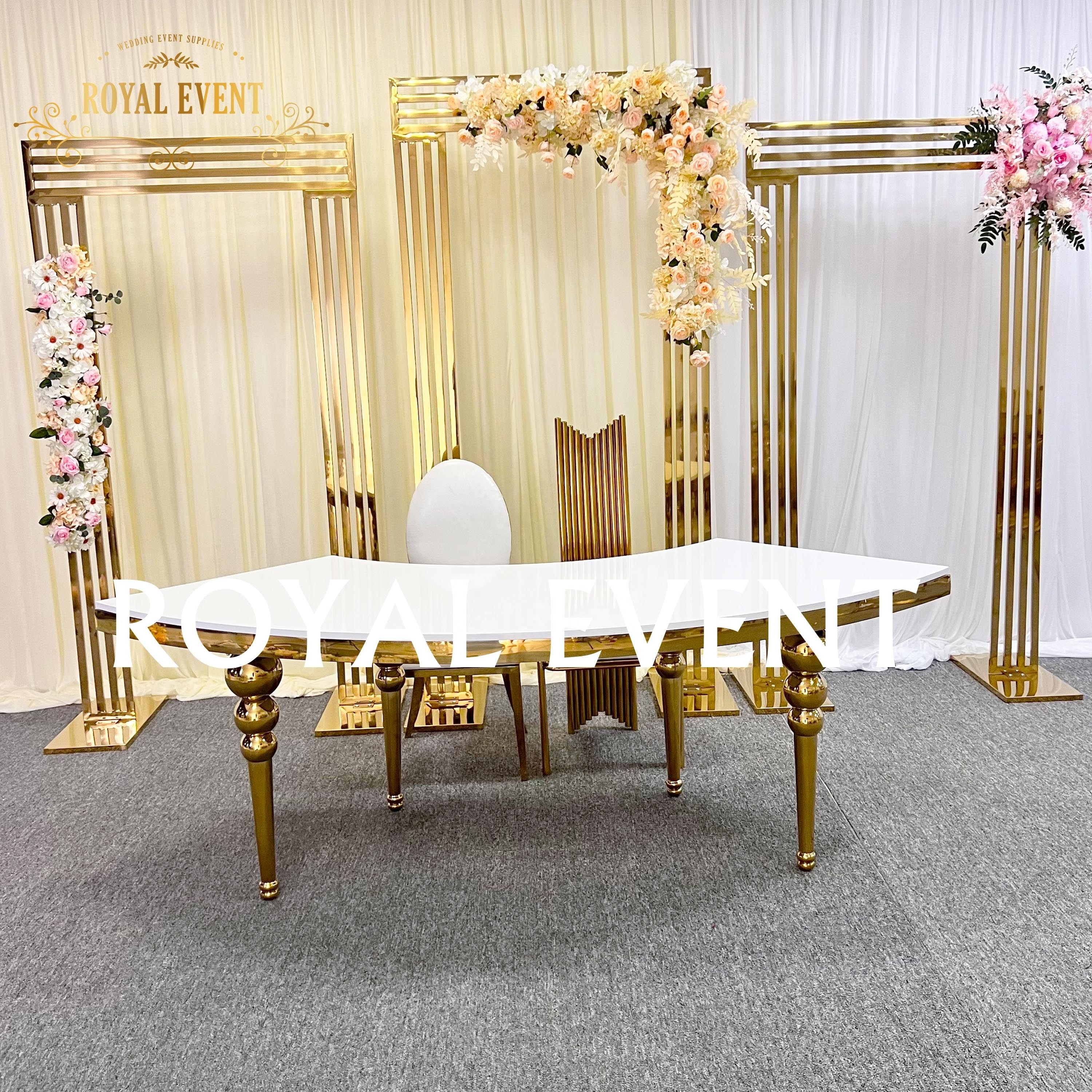 Luxury Event Furniture Stainless Steel Moon Table Round Hotel Serpentine Wedding Event  Table For Sale