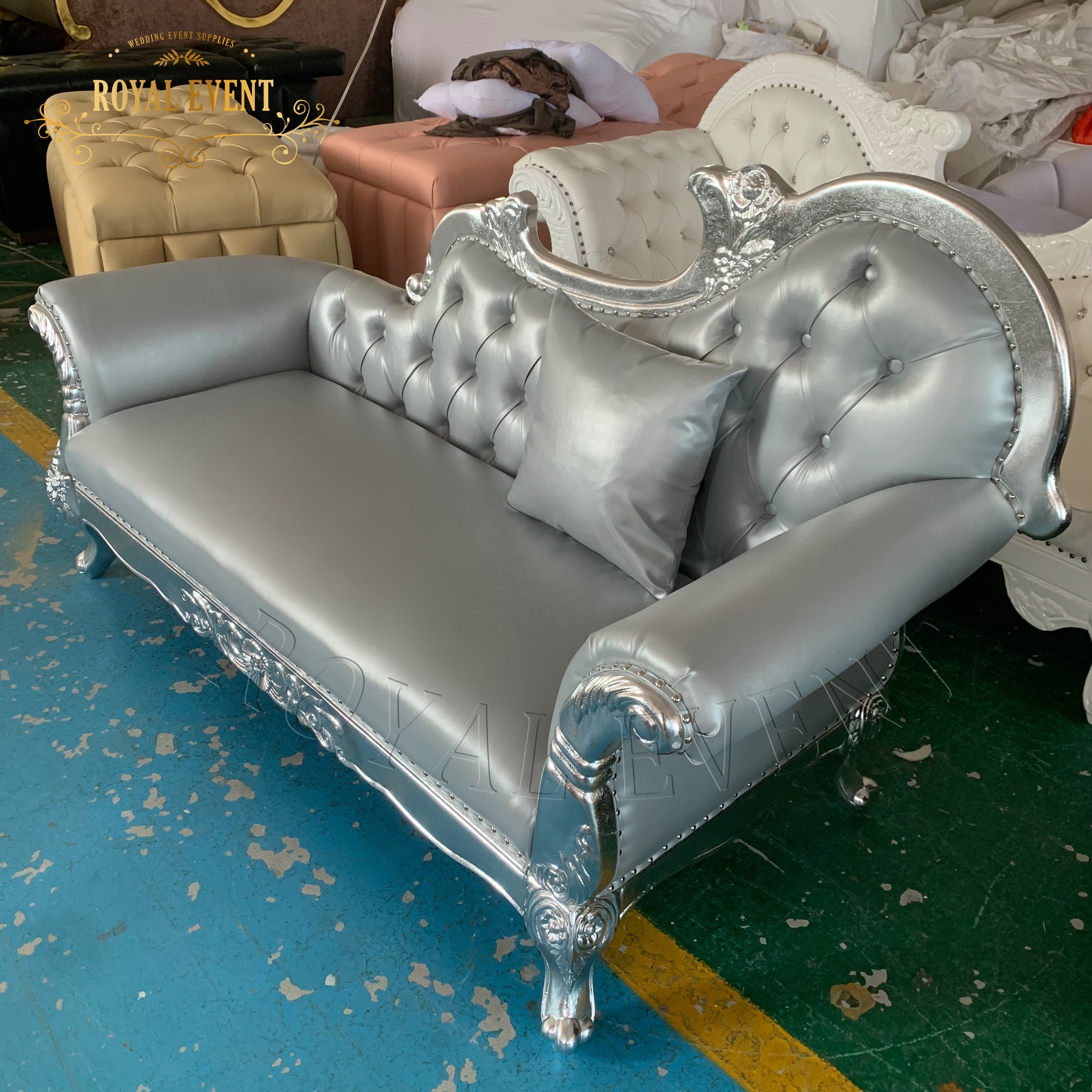 Wholesale Weeding Sliver leather cushion throne chairs for bride and groom sofa chairs for events