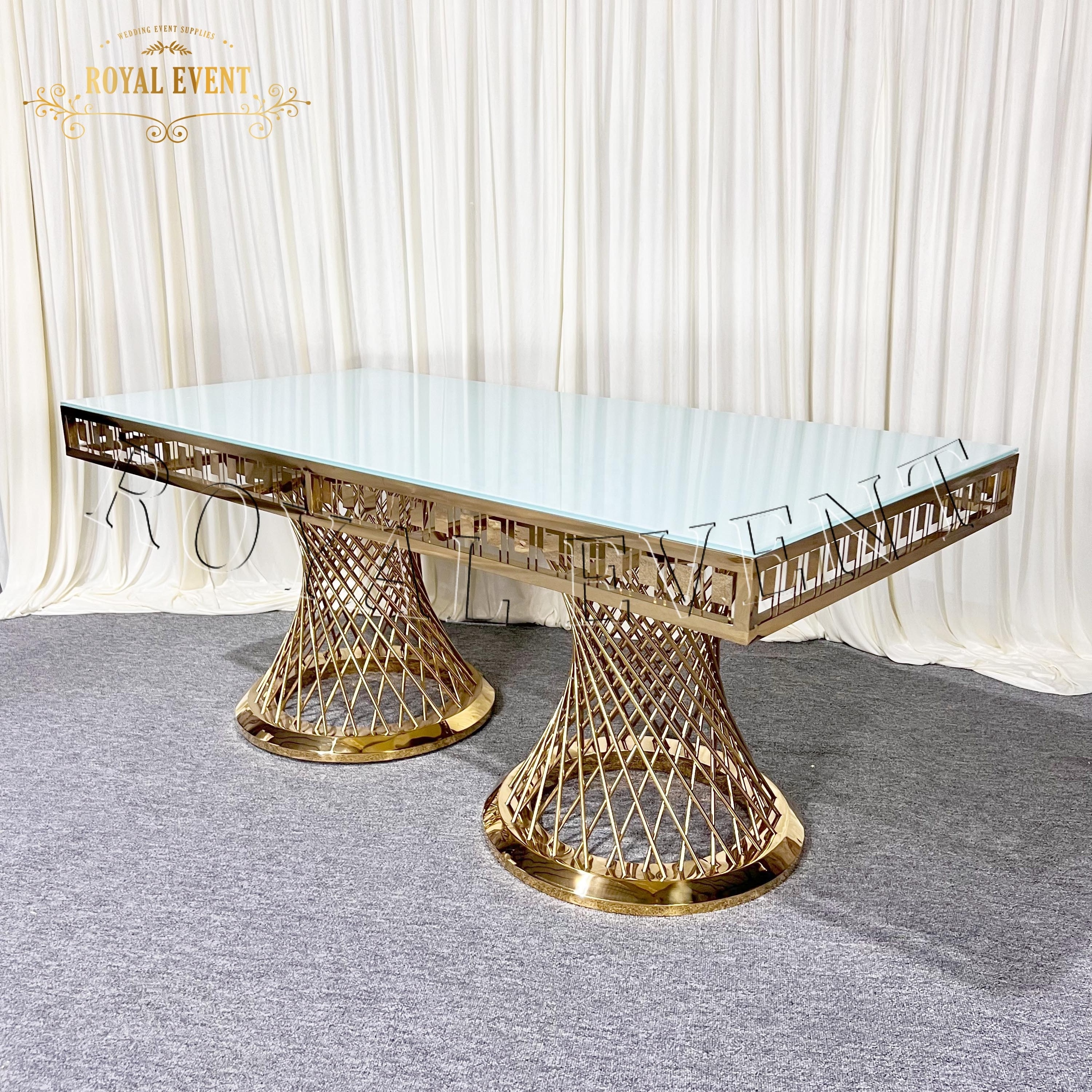 Luxury Elegant Wedding Restaurant Stainless Steel Table glass top gold Dining Table And Chairs Sets For Sale