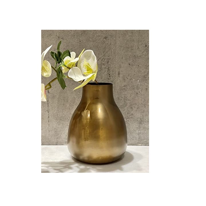 Excellent & Elegant Design Galvanized flower vase with premium quality customized size and shape garden vase at affordable price