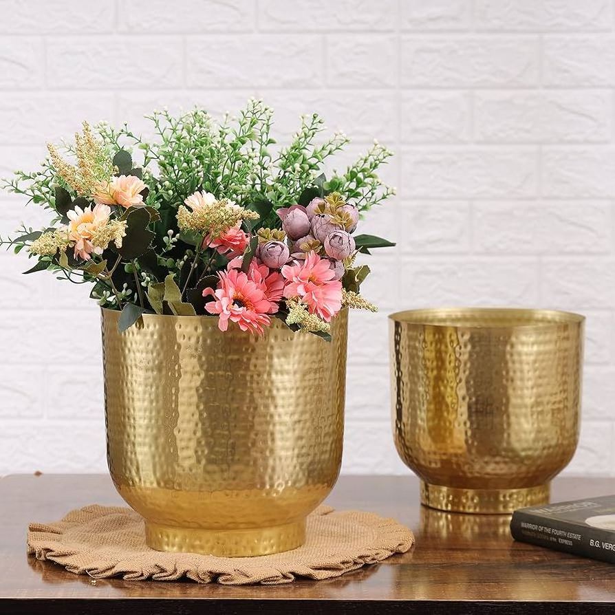 Modern Garden Outdoor Decoration Plant Pots with Stand Gold Plated Finishing Floor Planters Farmhouse Gallery Metal Planter