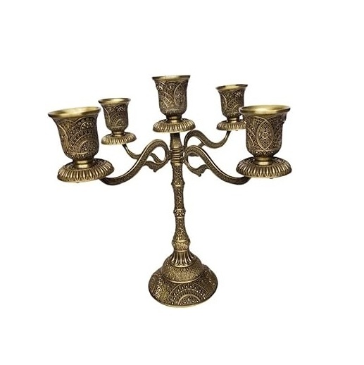 2024 Eye-Catching Design Metal Candelabra Five Candle Lights Cup With Brass Antique Finishing Round Base For Home Decoration