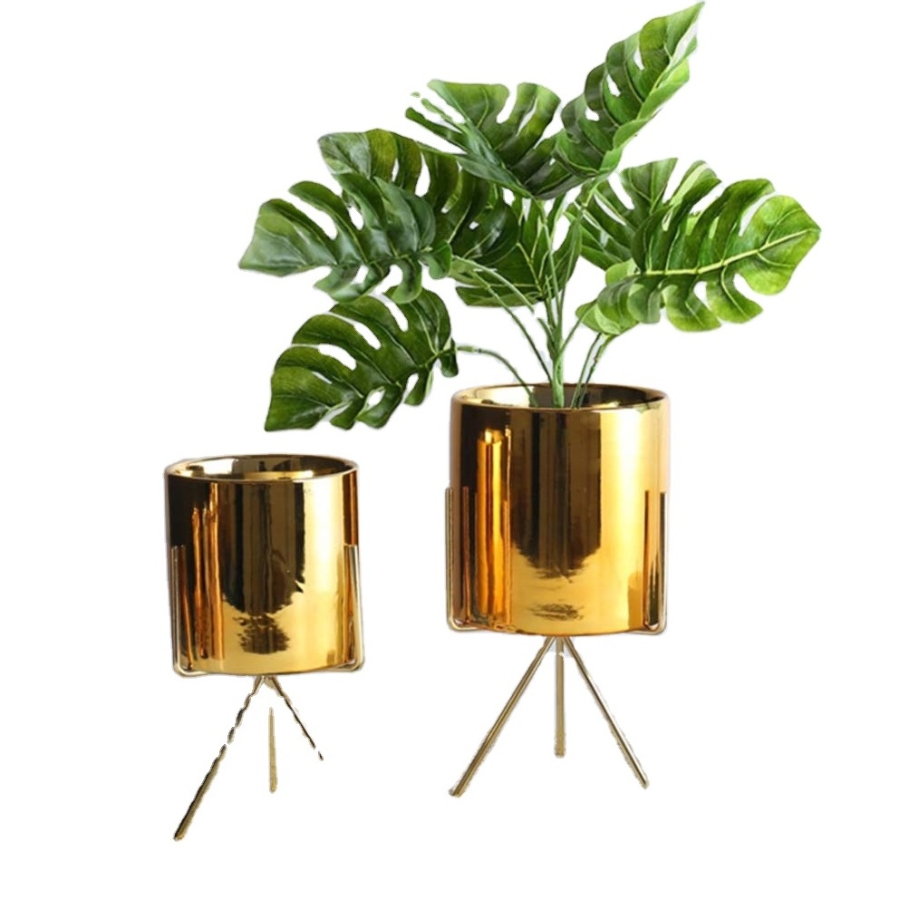 Modern Garden Outdoor Decoration Plant Pots with Stand Gold Plated Finishing Floor Planters Farmhouse Gallery Metal Planter