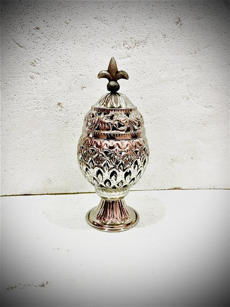 2023 Hot Sale Exquisite  Metal Incense Burner Portable Home Incense Stick Holder Burner saudi arabia