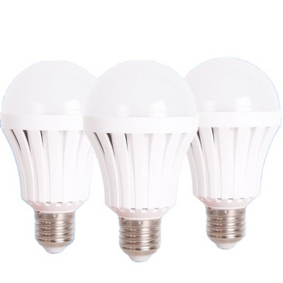 Magic Rechargeable White Lamp Bulb 4 Hours AC/DC LED Emergency bulb Light 5w 7w 9w with intelligent control