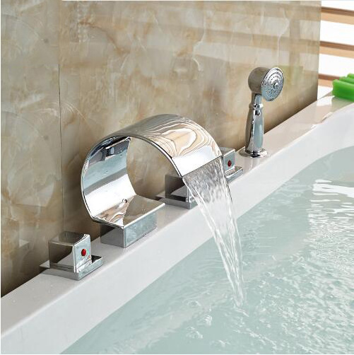 Deck Mounted Hand Sprayer Bathtub Mixers 5 Install Holes Triple Handles Waterfall Spout Brass Tub Faucet