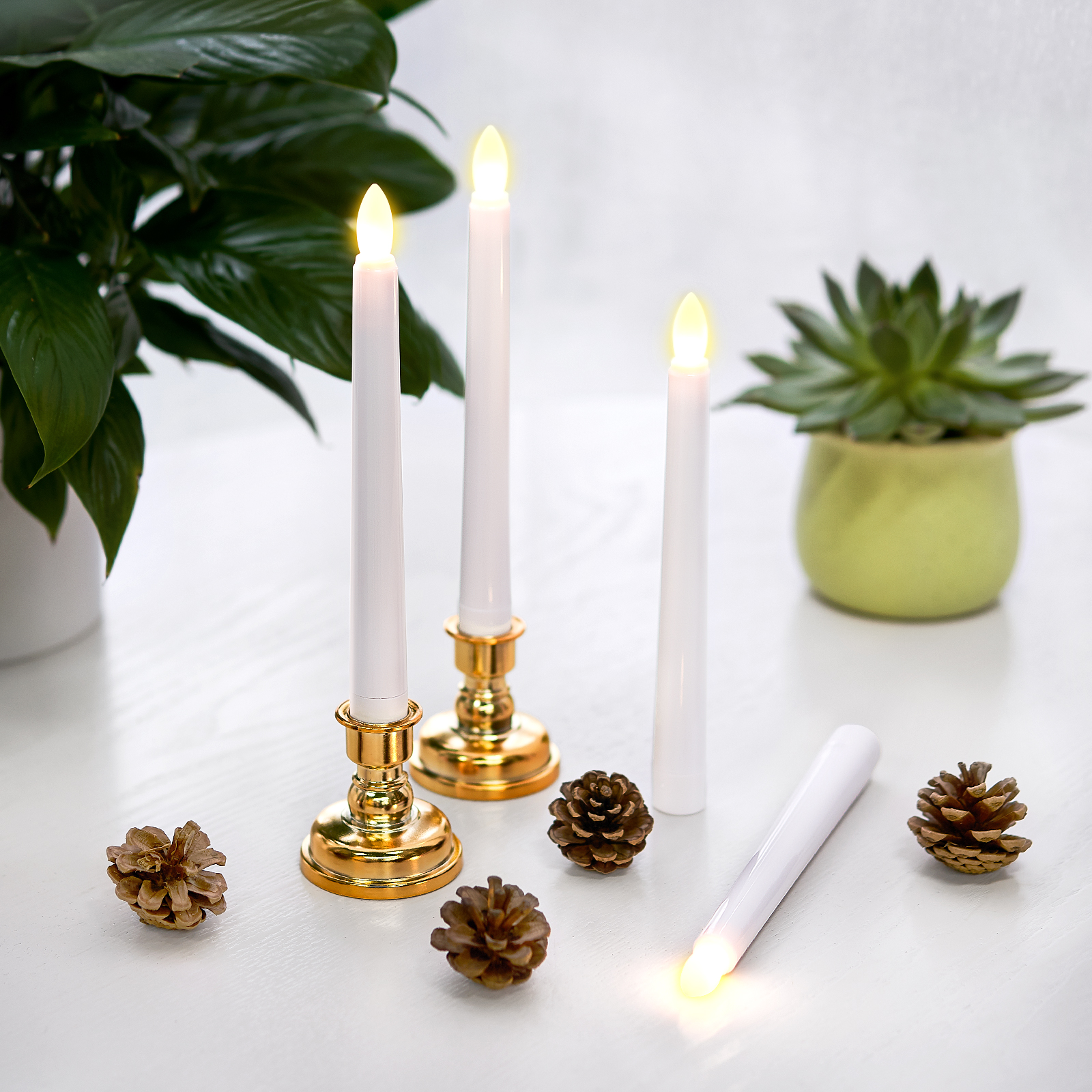 Flameless Timer Function Battery Operated Flickering LED Cream Taper Candles For Home Decoration