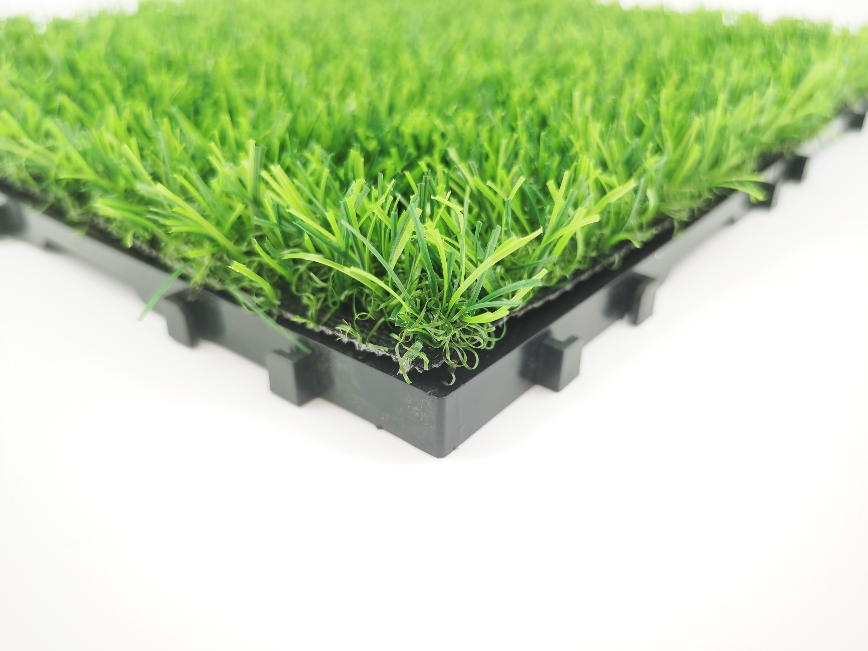 New arrival garden interlocking click outdoor artificial lawn turf plastic artificial grass tile