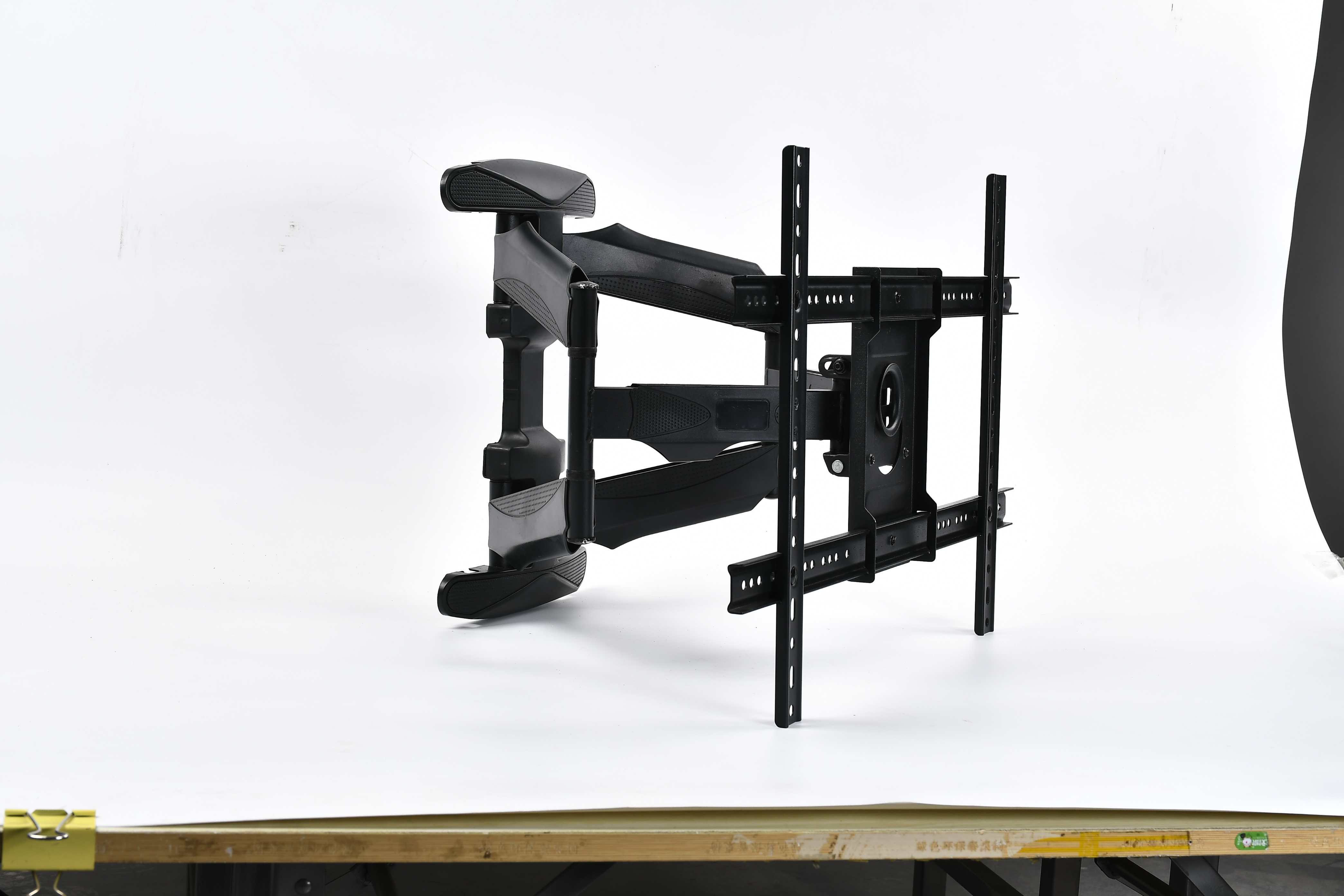 Factory TV Wall Bracket TV Techno Flip Down Wall Mount tilt Stands Metal Ceiling Mount bracket for TV