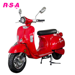 European Warehouse 2000W Electric Motorcycles Vespa 100KM Long Driving Range Scooters Electric with 2 Dual Lithium Batteries