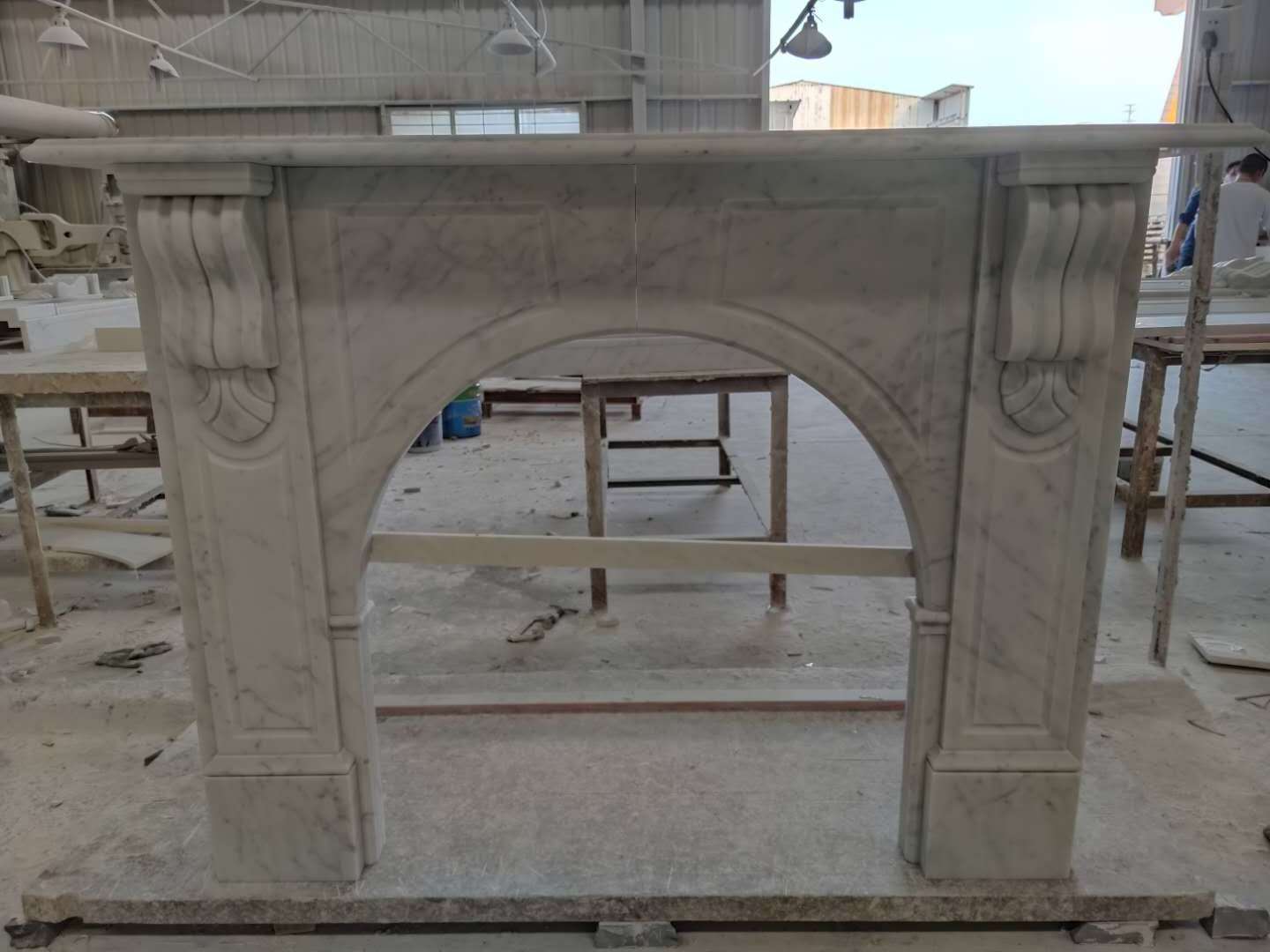 Factory price decorative modern indoor carrara white marble Victorian stone fireplace surround