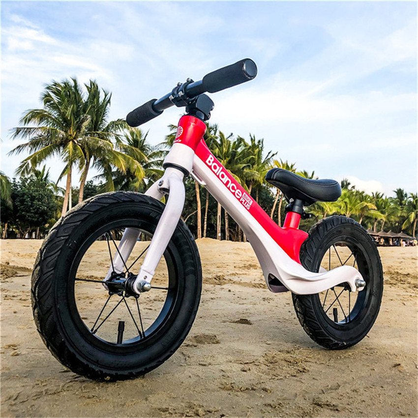 price 2022 new model kids bicycle balance bike walking cycle for boy and girl 2 wheels children cycle no pedal training wheel