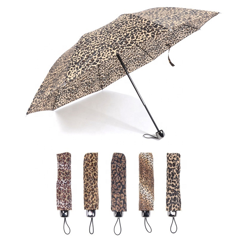 Happy Swan plastic handle manual open 1 dollar cheapest  3 fold polyester sexy girl  leopard umbrella wholesale