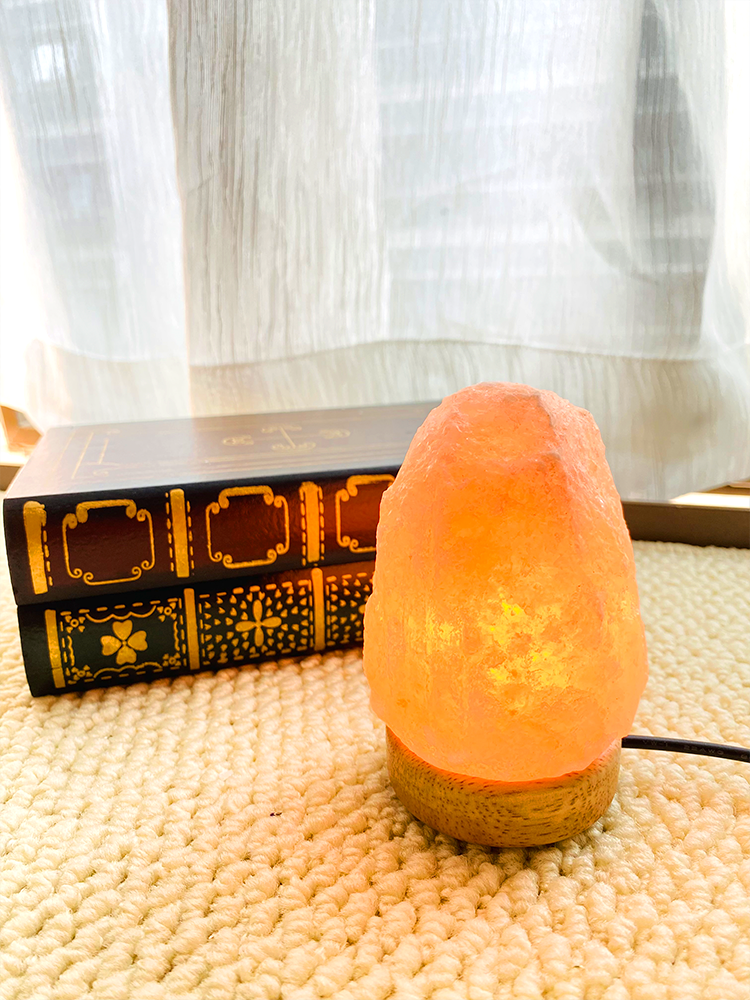 RTRLED2700K Modern Room Decoration Ball Desks Lamp Day Gift Himalayan Crystal Rock Salt Lamp Halogen Lamp Pretty Night Light