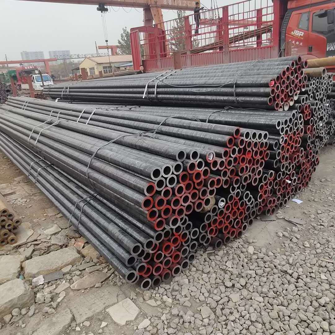 Cheap price Cold rolled seamless steel tubes 28 inch water well casing oil and gas carbon seamless steel pipes