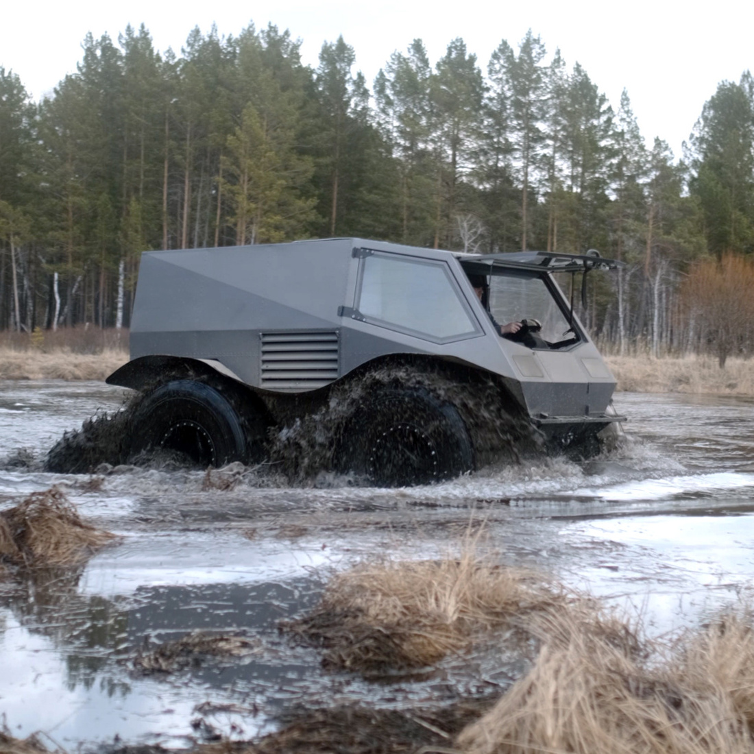 Swamp & snow amphibious vehicle/ All-terrain off-road vehicle for logging rescue work difficult terrain, firefighting