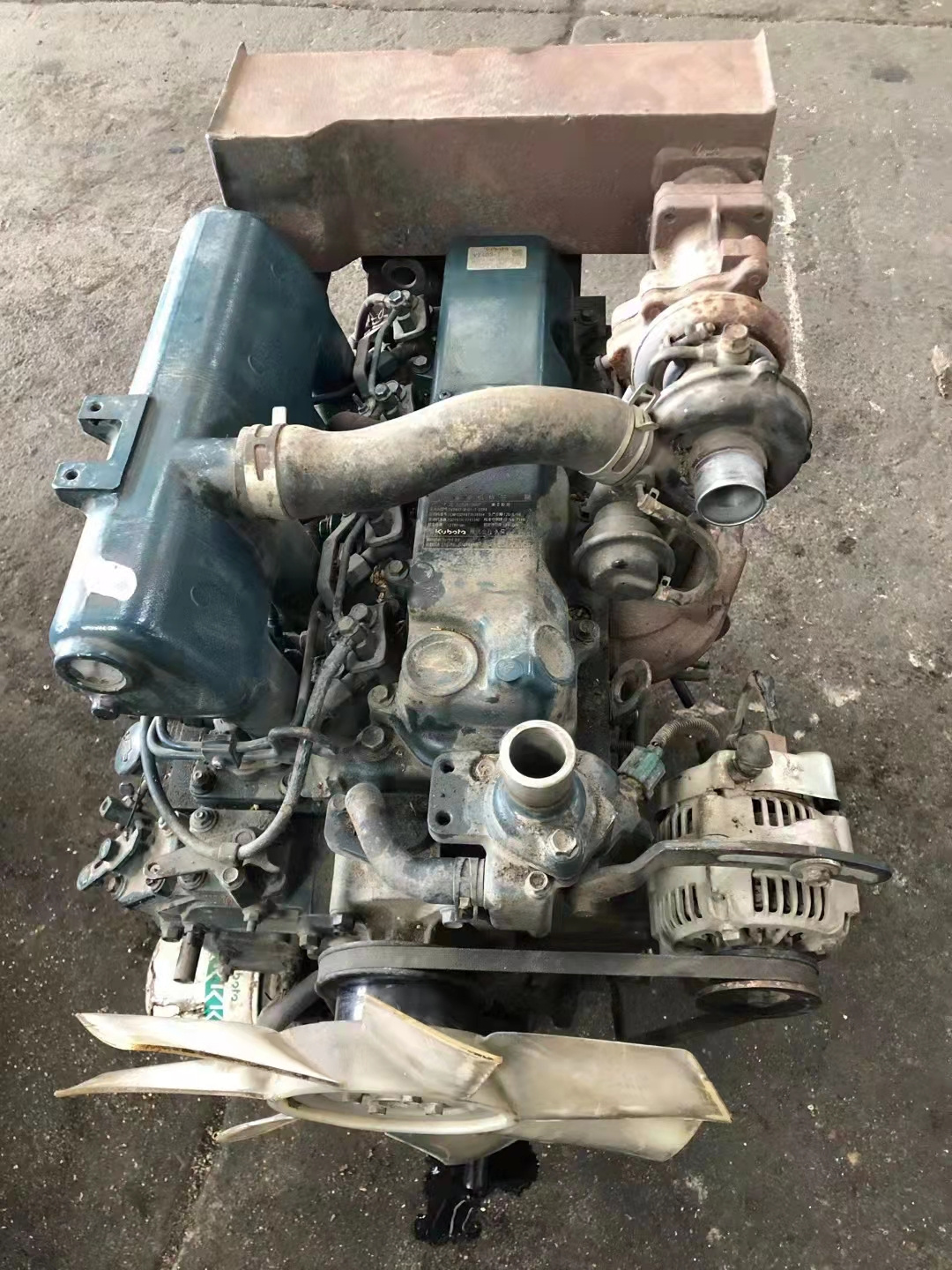 Hot sale used secondhand 4 Cylinders V2403T Kubota diesel engine